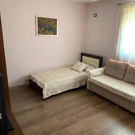 Berti Apartament * Sarande