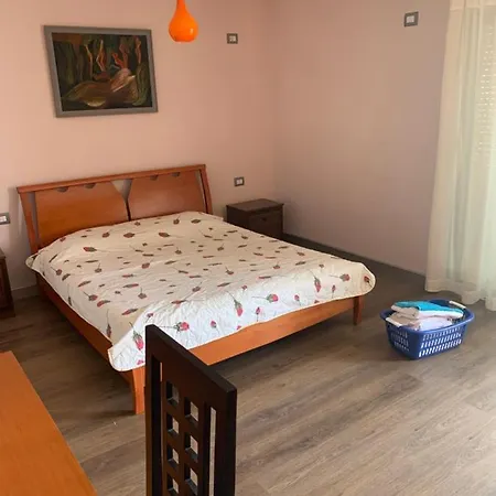 Berti Apartament * Sarande