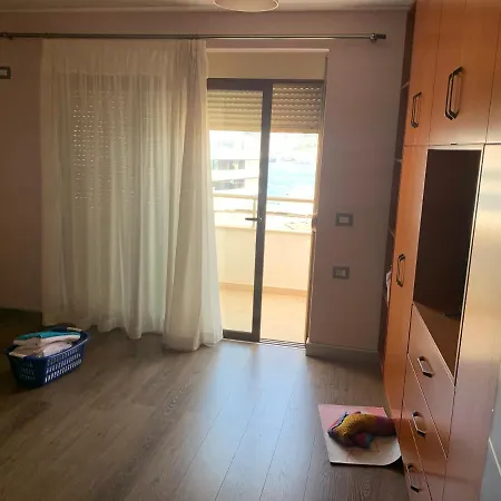 Berti Apartament Саранда